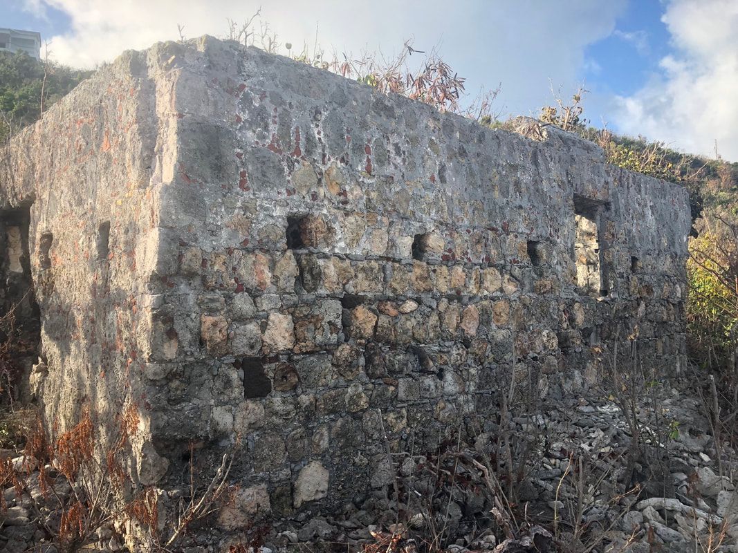 Исторические руины East End Pond